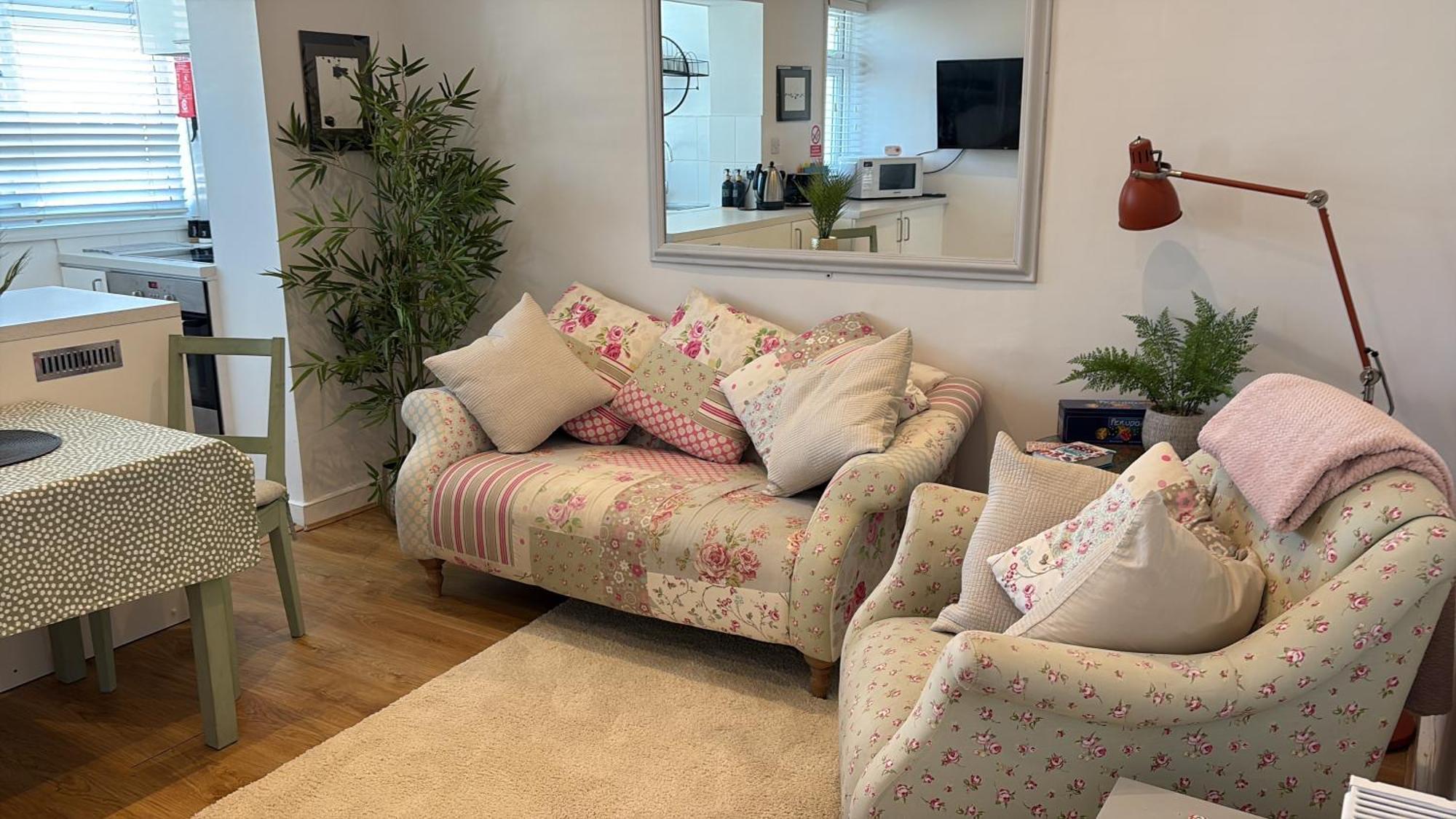 Flat In The Heart Of Leigh On Sea Less Than 2 Miles From The Beach Southend-on-Sea Eksteriør billede